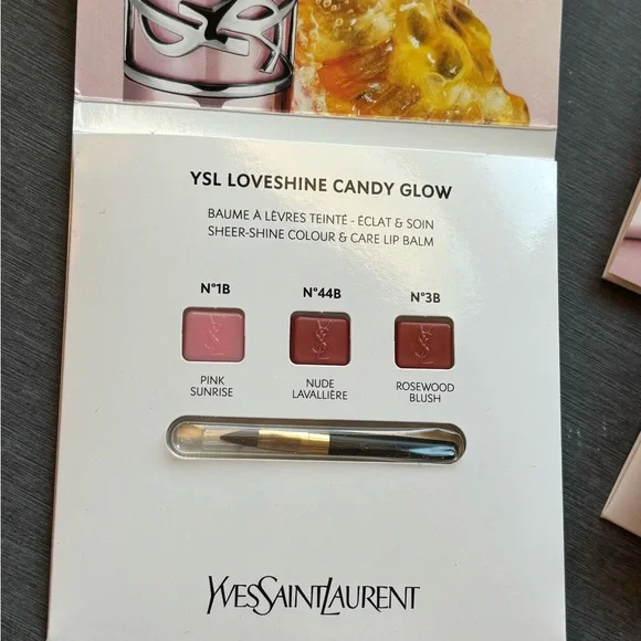Yves Saint Laurent 3 Lip Gloss samples - Picture 2 of 4